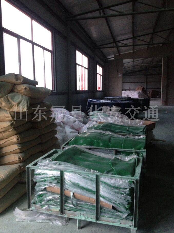 生產防眩板原料